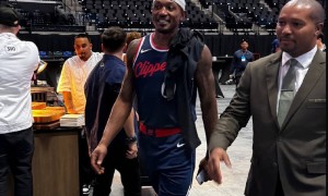 泪目!哈登保罗同框训练,快船首发确定4人:比尔受优待