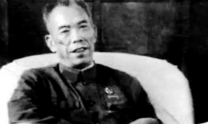 彭德怀落难后,有人让梁兴初出出气,梁兴初一句话让众人肃然起敬